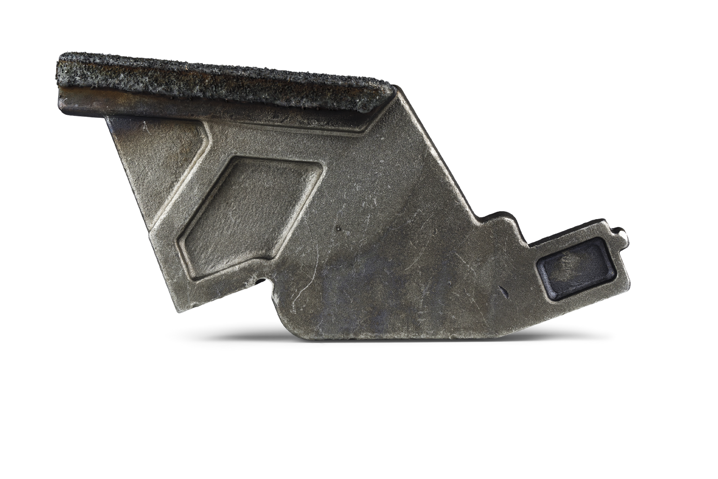 Contre-couteau HRT® adapté aux broyeurs rapides Doppstadt et Terex (adapté aux anciens types de séries AK et TBG) avec WearShield® autour du contre-couteau complet