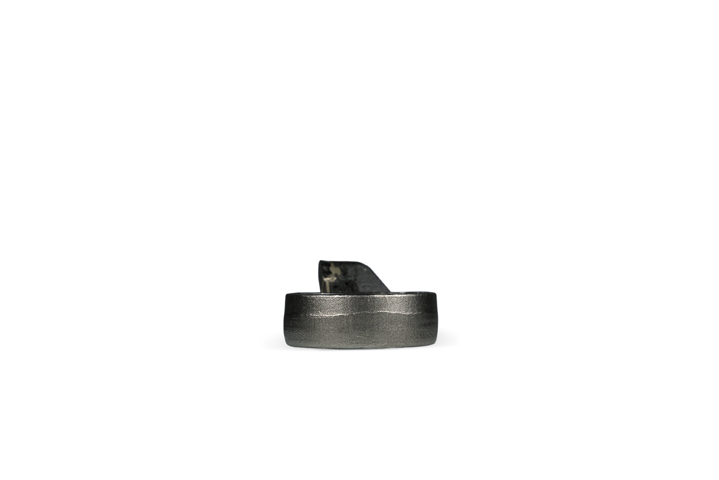 Outil HRT® compatible avec les dessoucheuses Rayco, FSI, Carlton et Vermeer. Outil droit avec trous filetés UNF 5/8"