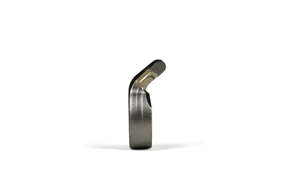 Outil HRT® compatible avec les dessoucheuses Rayco, FSI, Carlton et Vermeer. Outil droit avec trous filetés UNF 5/8"