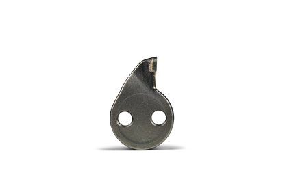 Outil HRT® compatible avec les dessoucheuses Rayco, FSI, Carlton et Vermeer. Outil droit avec trous de fixation.
