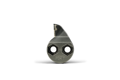 Outil HRT® compatible avec les dessoucheuses Rayco, FSI, Carlton et Vermeer. Outil droit avec trous de fixation.