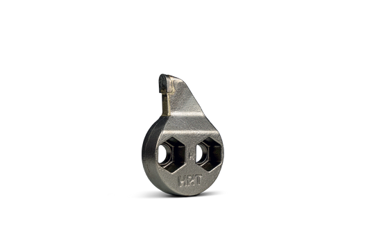 Outil HRT® compatible avec les dessoucheuses Rayco, FSI, Carlton et Vermeer. Outil droit avec trous de fixation.